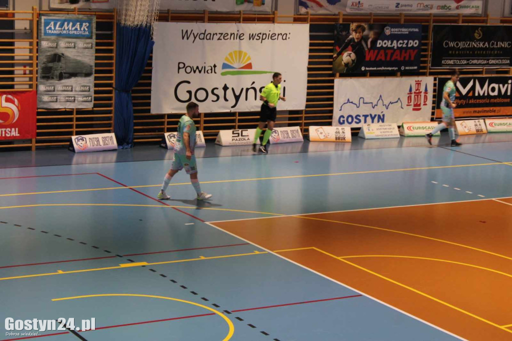 Mecz Futsal Gostyń kontra KS Gniezno w gostyńskim liceum