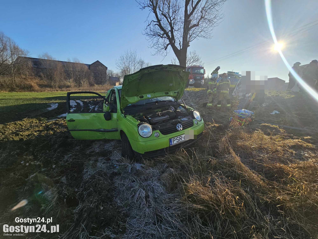 Wypadek samochodu osobowego w Koszkowie