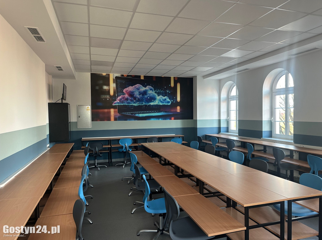 Remont klas w szkole w Poniecu