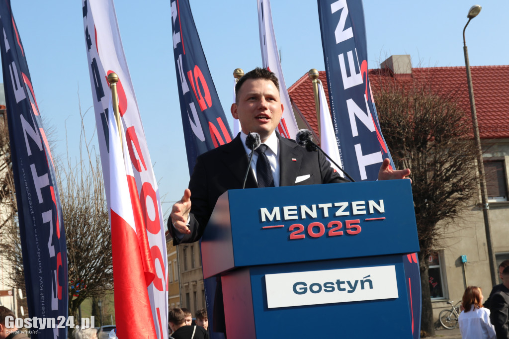 Sławomir Mentzen na gostyńskim rynku