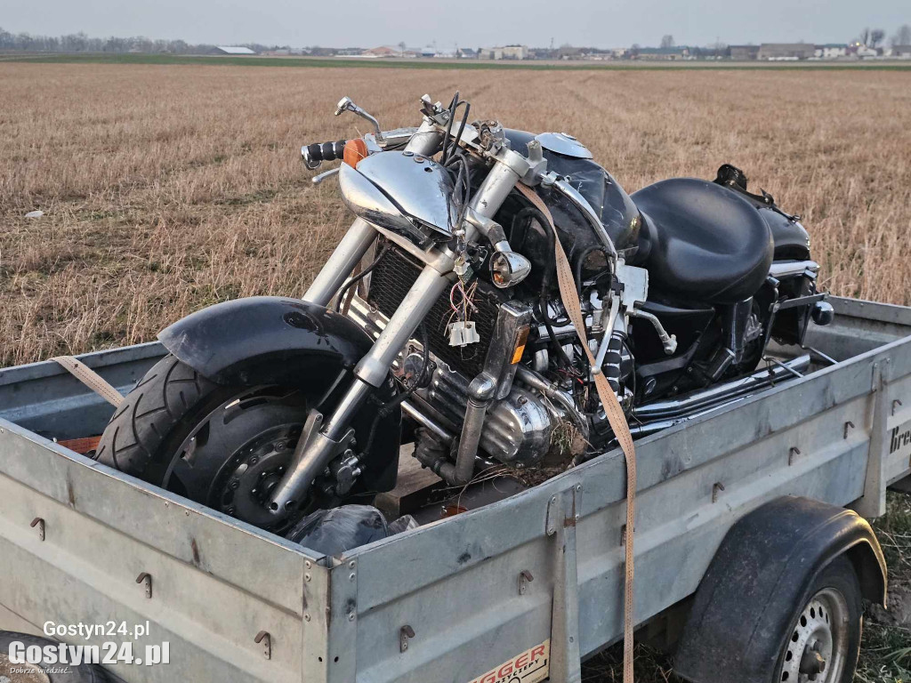 Wypadek motocyklisty. Uderzył w przebiegającą sarnę