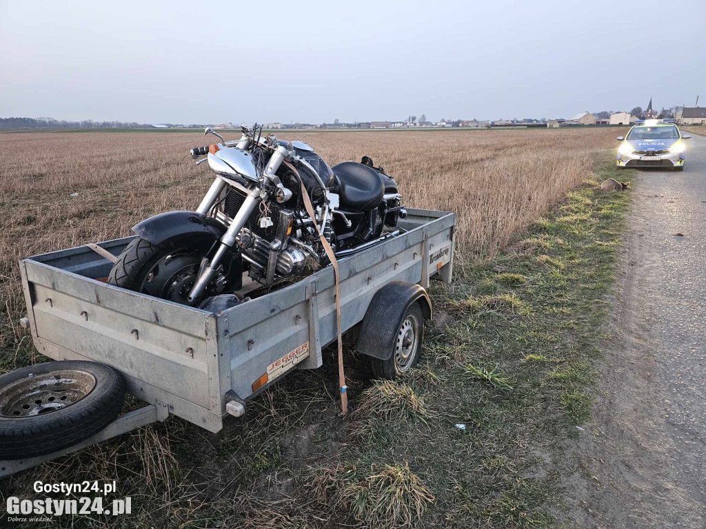 Wypadek motocyklisty. Uderzył w przebiegającą sarnę