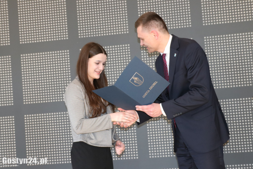 Rozdanie stypendiów sportowych w gminie Krobia