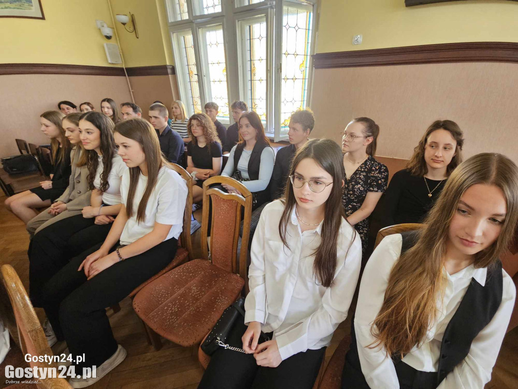 Stypendia dla sportowców w gostyńskim starostwie