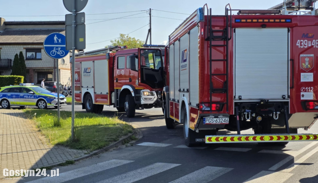 Dachowanie na obwodnicy... Chwila nieuwagi, a finał mógł mieć tragiczne skutki