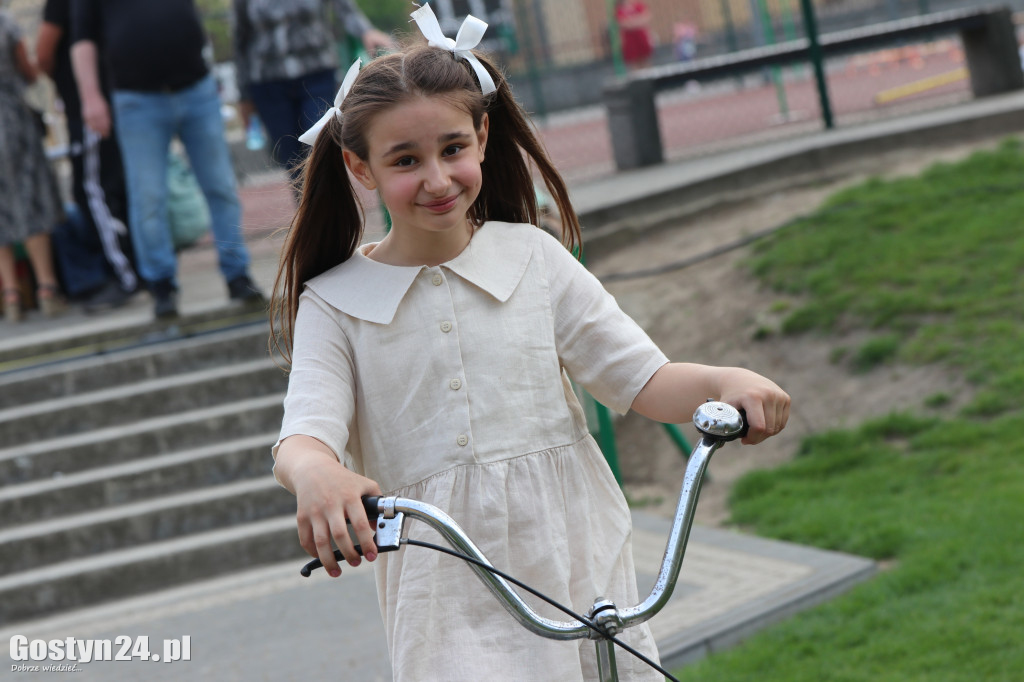 Festyn w stylu PRL w Krobi