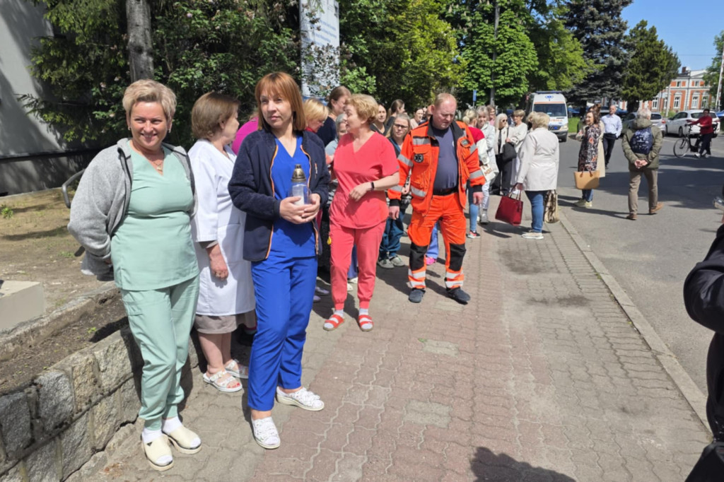 Protest przed gostyńskim szpitalem