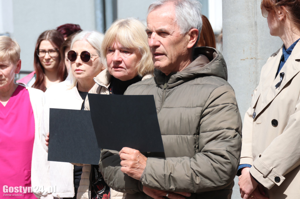 Protest przed gostyńskim szpitalem