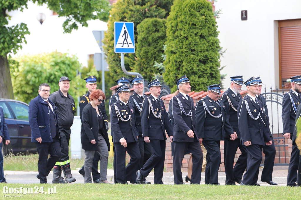 Powiatowe Obchody Dnia Strażaka w Piaskach
