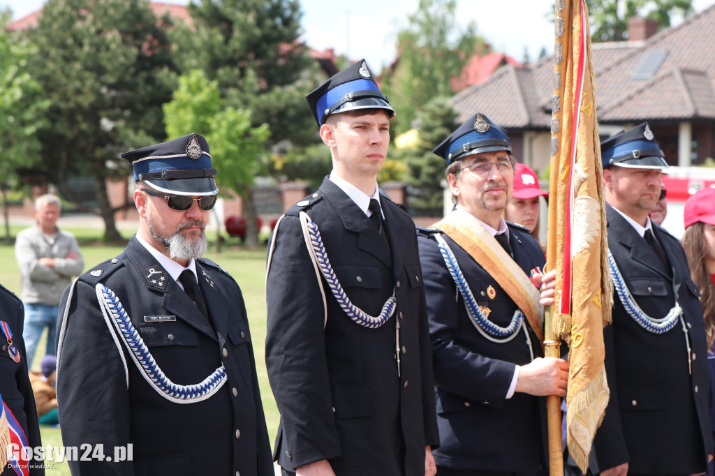 Powiatowe Obchody Dnia Strażaka w Piaskach