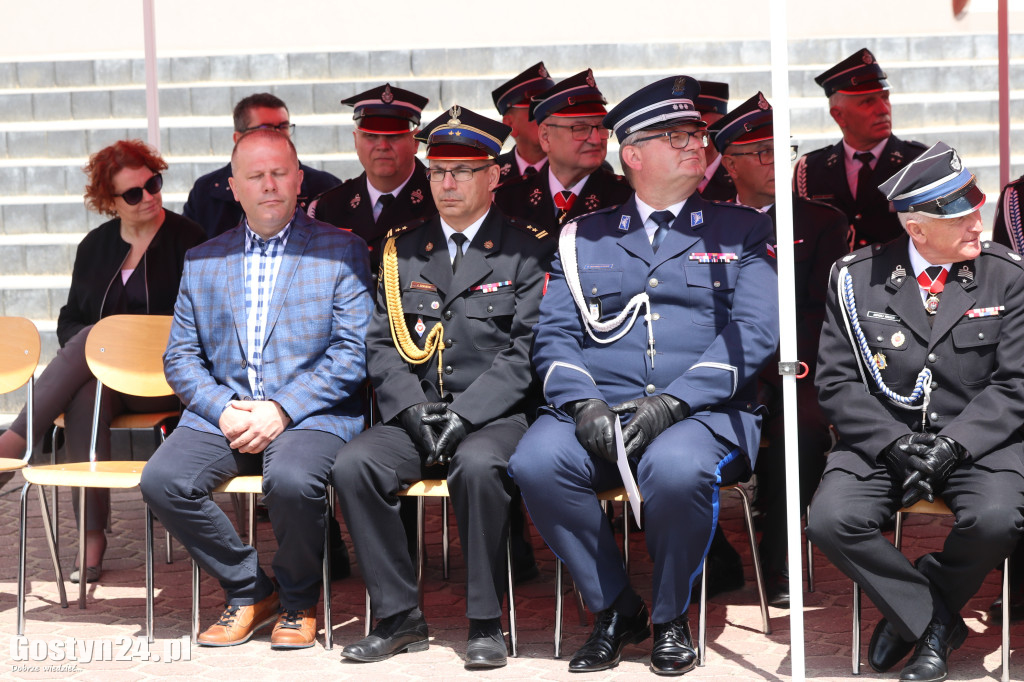 Powiatowe Obchody Dnia Strażaka w Piaskach