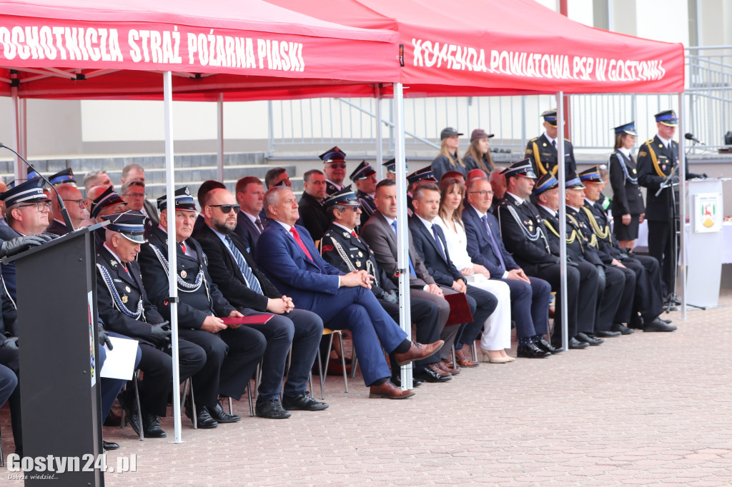 Powiatowe Obchody Dnia Strażaka w Piaskach