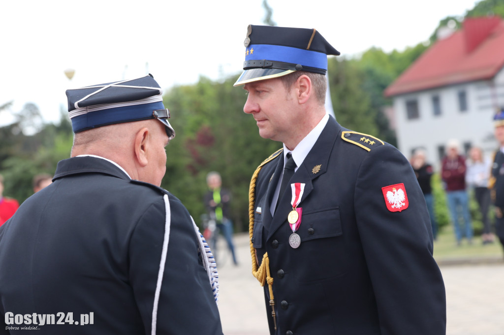 Powiatowe Obchody Dnia Strażaka w Piaskach