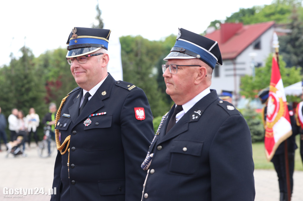 Powiatowe Obchody Dnia Strażaka w Piaskach