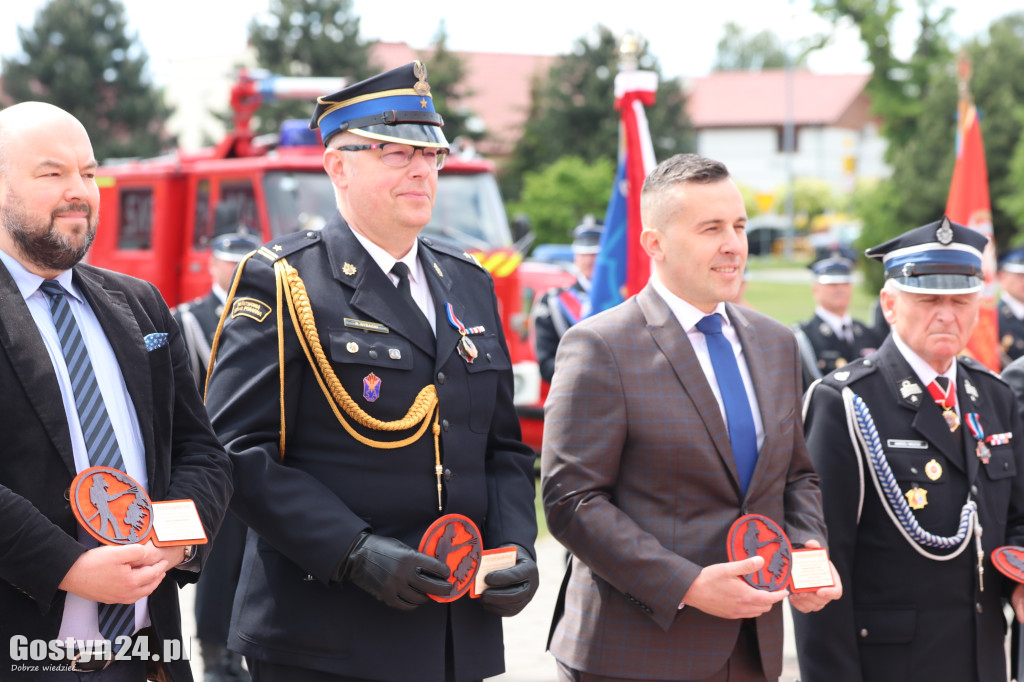 Powiatowe Obchody Dnia Strażaka w Piaskach