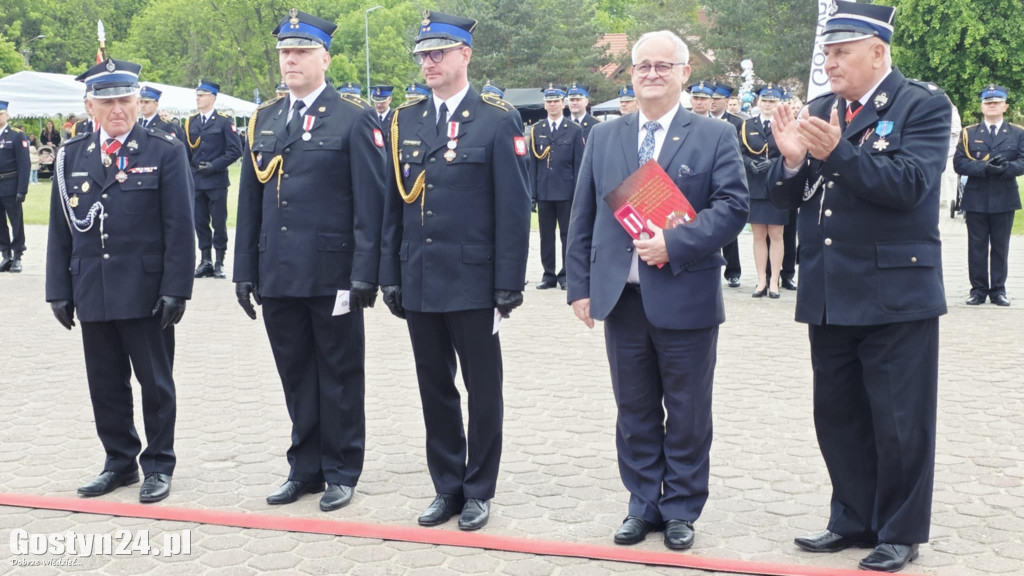Powiatowe Obchody Dnia Strażaka w Piaskach