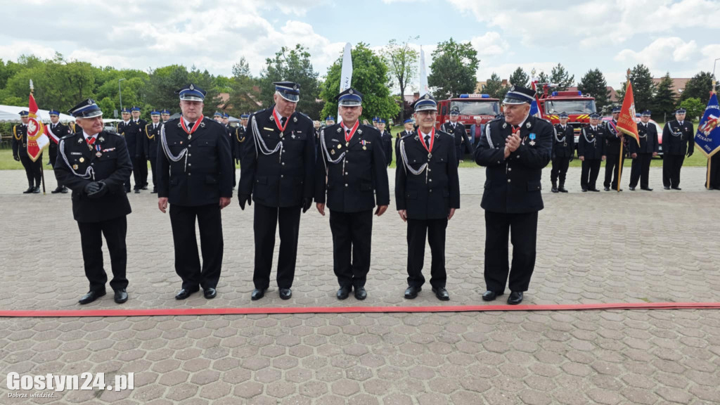 Powiatowe Obchody Dnia Strażaka w Piaskach