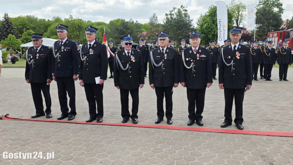 Powiatowe Obchody Dnia Strażaka w Piaskach