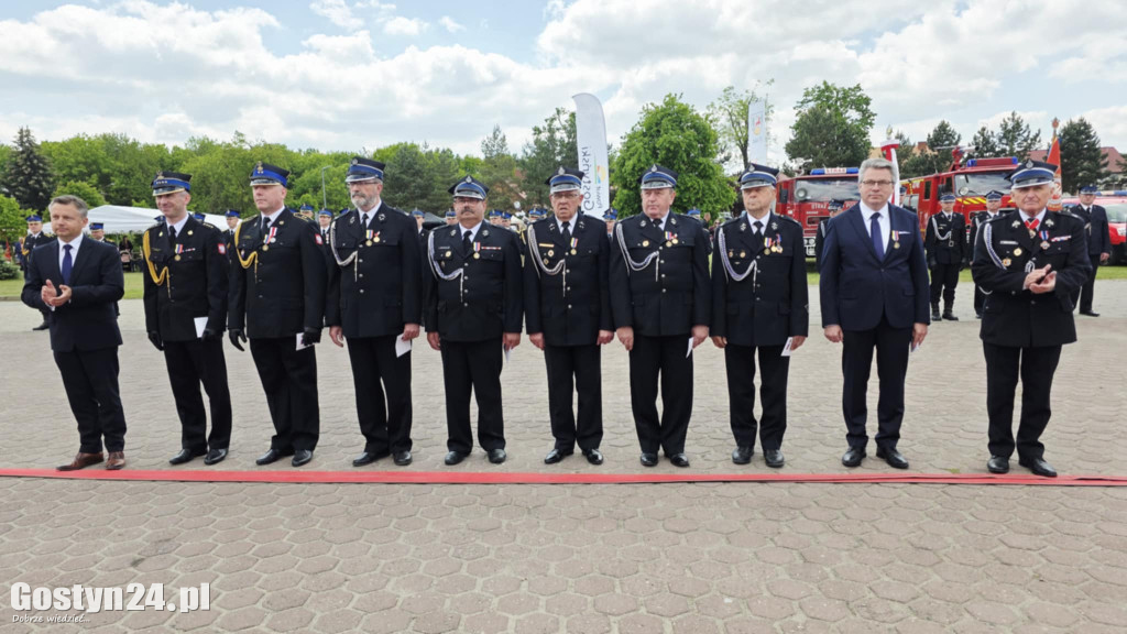 Powiatowe Obchody Dnia Strażaka w Piaskach