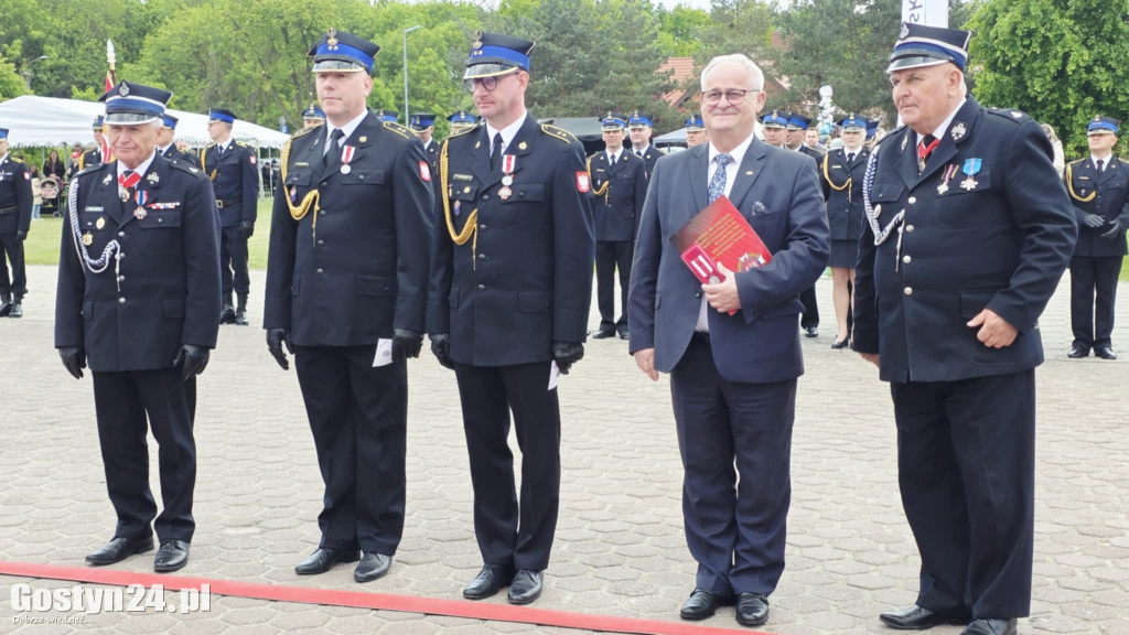 Powiatowe Obchody Dnia Strażaka w Piaskach