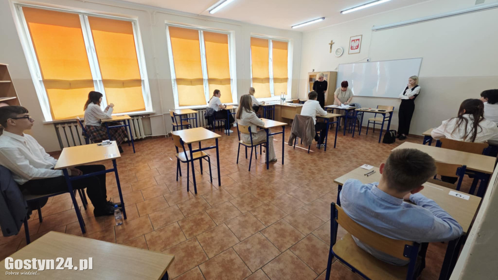 Rozpoczęły się egzaminy ósmoklasisty