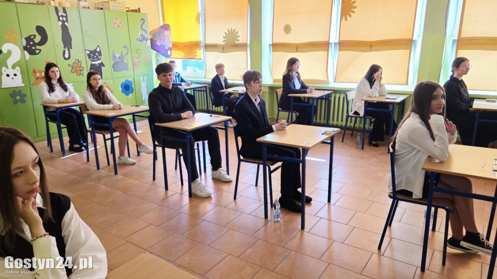 Rozpoczęły się egzaminy ósmoklasisty