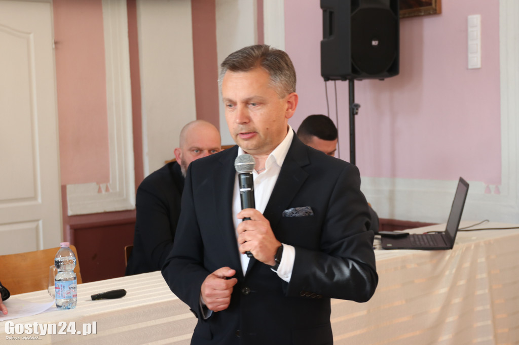 Spotkanie w sprawie planowanej likwidacji porodówki w Gostyniu