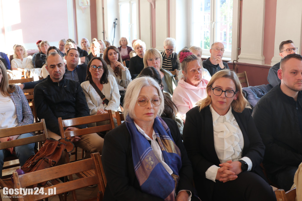 Spotkanie w sprawie planowanej likwidacji porodówki w Gostyniu