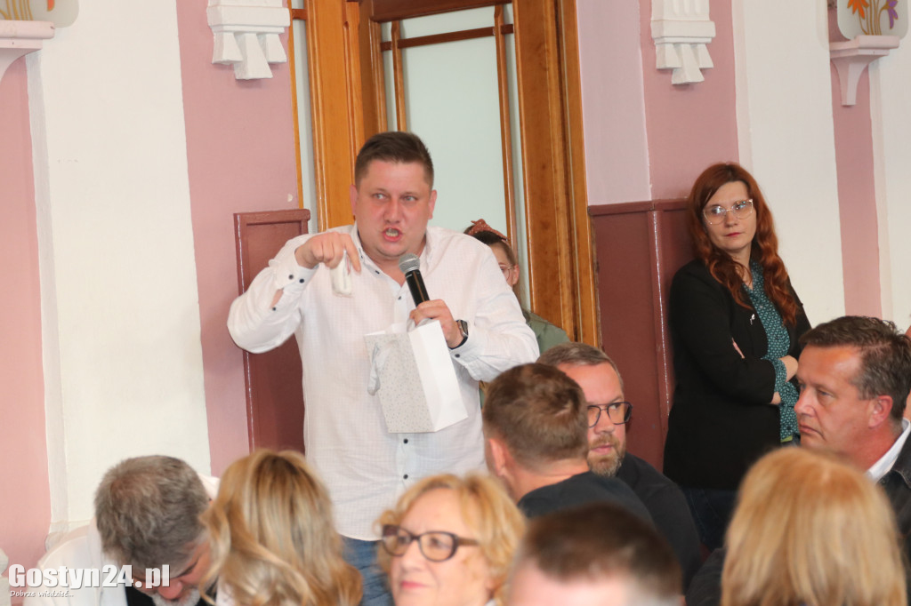 Spotkanie w sprawie planowanej likwidacji porodówki w Gostyniu