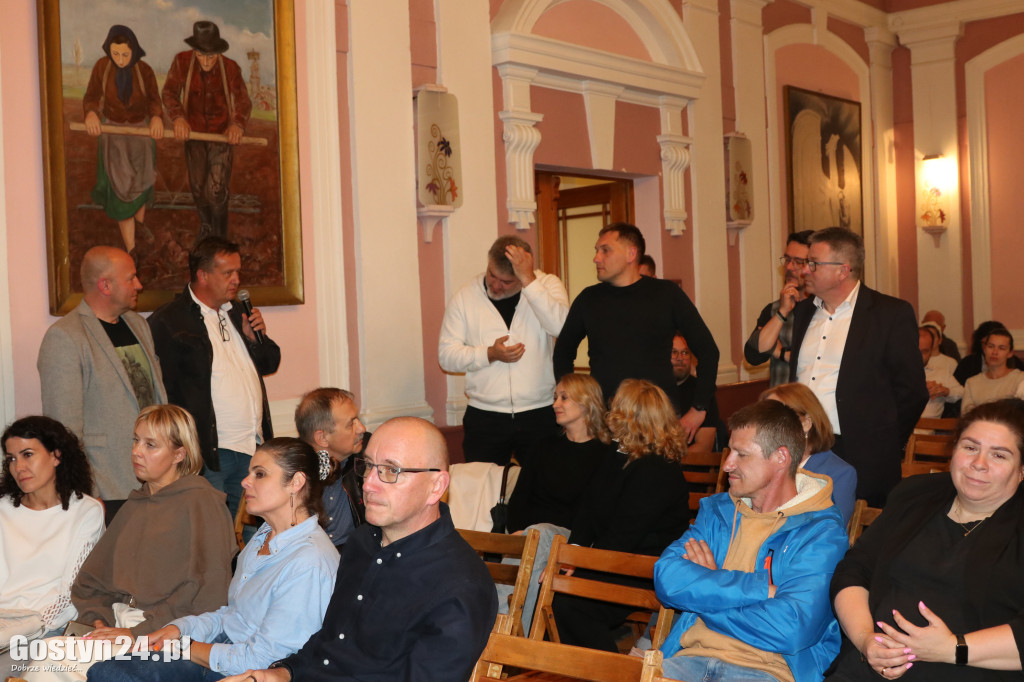 Spotkanie w sprawie planowanej likwidacji porodówki w Gostyniu