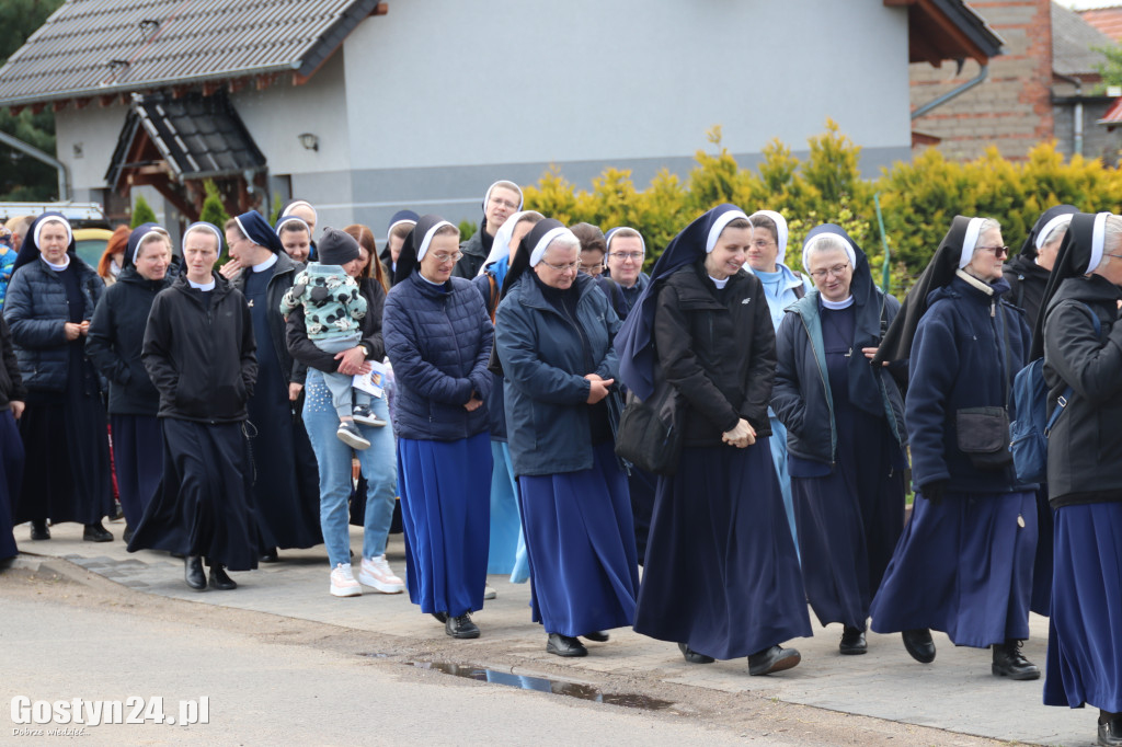 Odsłonięcie tablicy w Podrzeczu