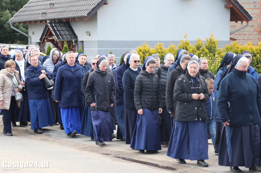 Odsłonięcie tablicy w Podrzeczu