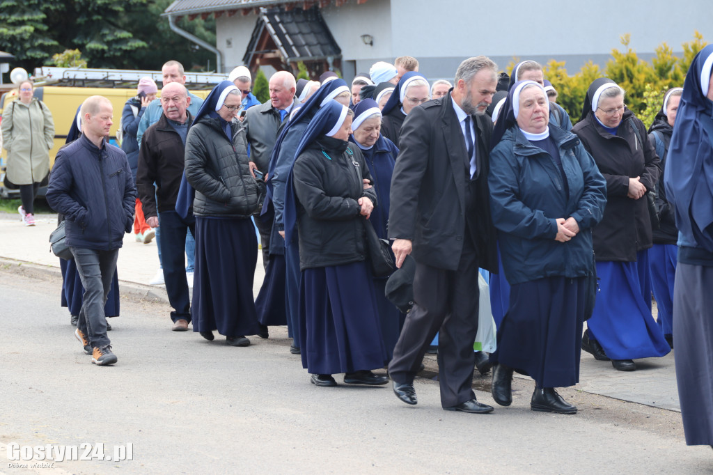 Odsłonięcie tablicy w Podrzeczu