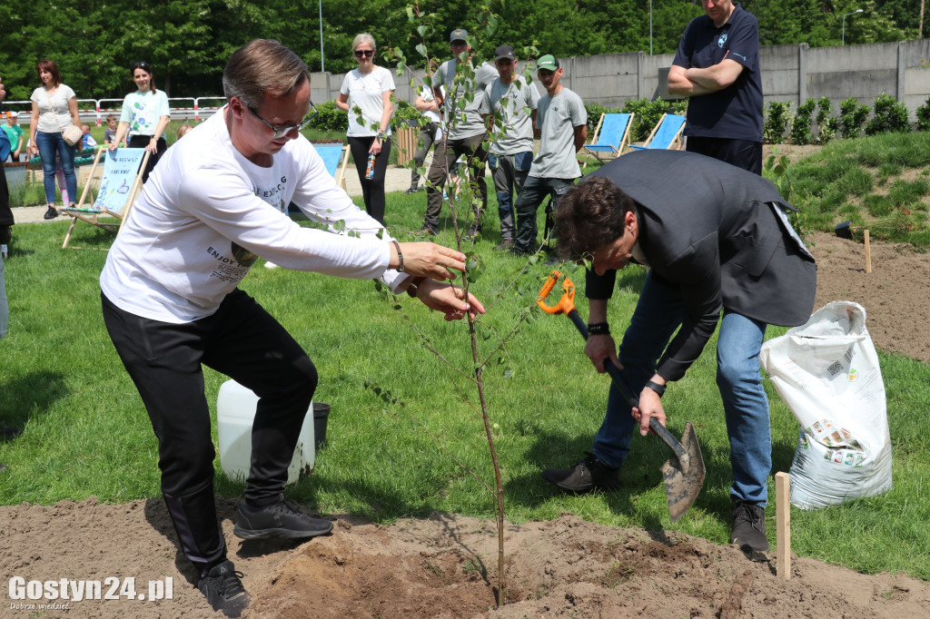 Oficjalne otwarcie skwerku przy gostyńskiej hucie