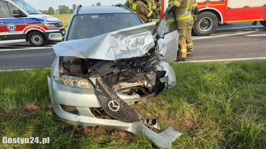 Wypadek na DW 434 w Starej Krobi