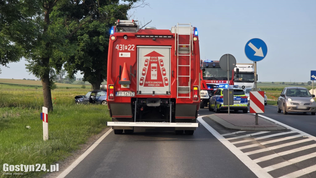 Wypadek na DW 434 w Starej Krobi