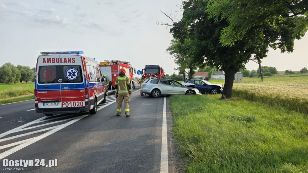 Wypadek na DW 434 w Starej Krobi