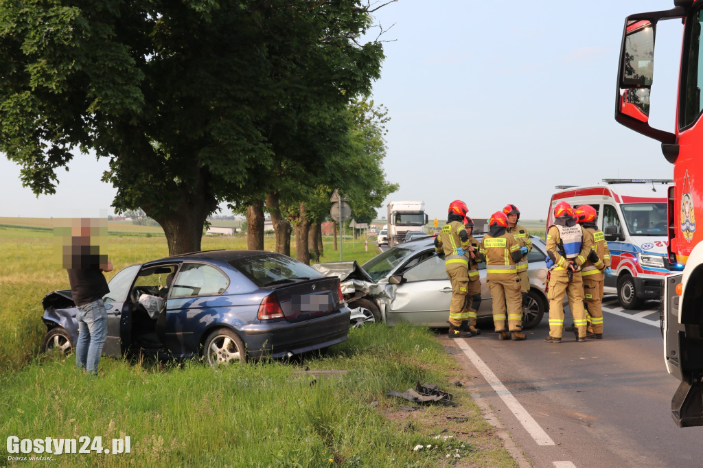 Wypadek na DW 434 w Starej Krobi