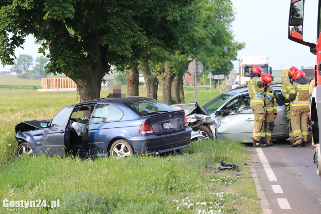 Wypadek na DW 434 w Starej Krobi
