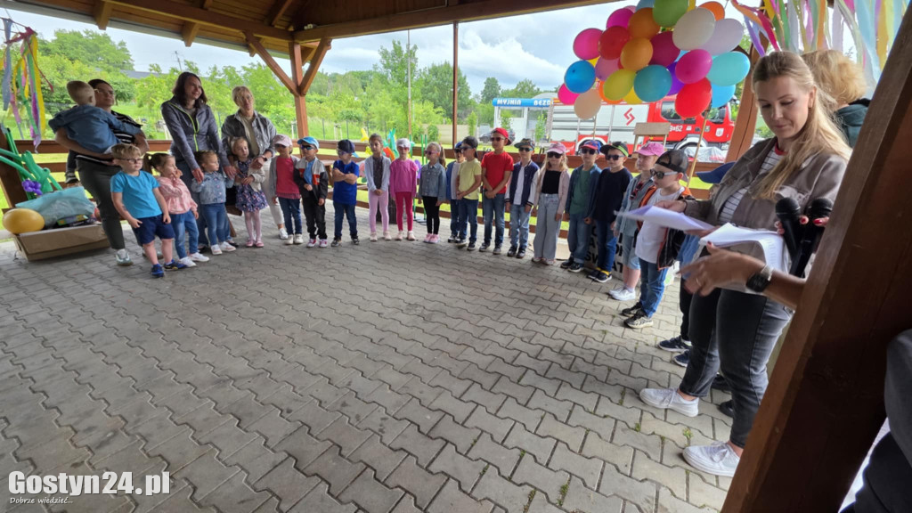 Piknik Rodzinny na terenie rekreacyjnym w Goli