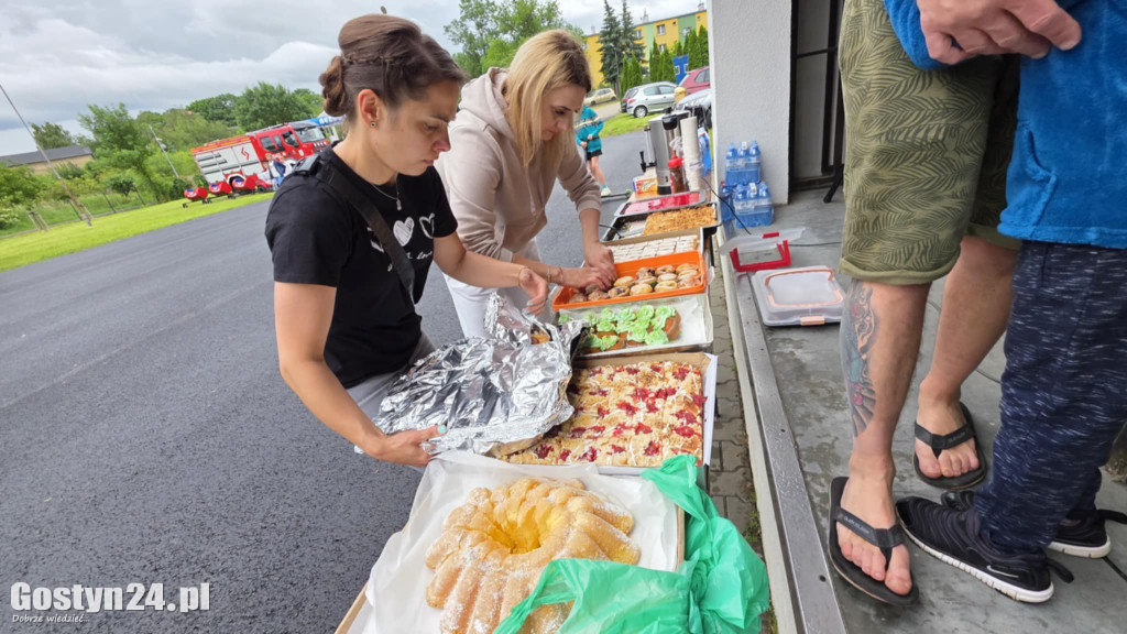 Piknik Rodzinny na terenie rekreacyjnym w Goli