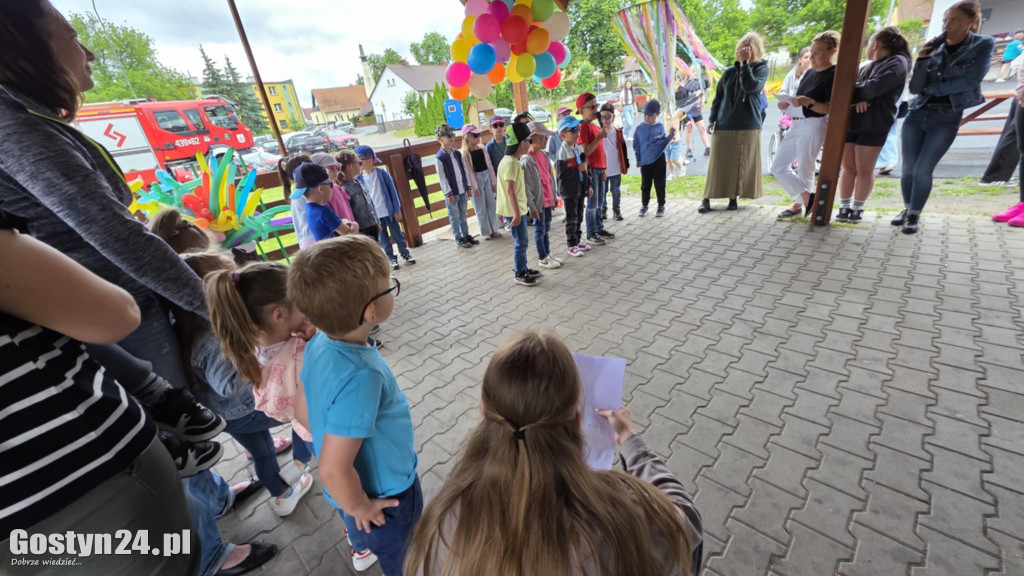 Piknik Rodzinny na terenie rekreacyjnym w Goli