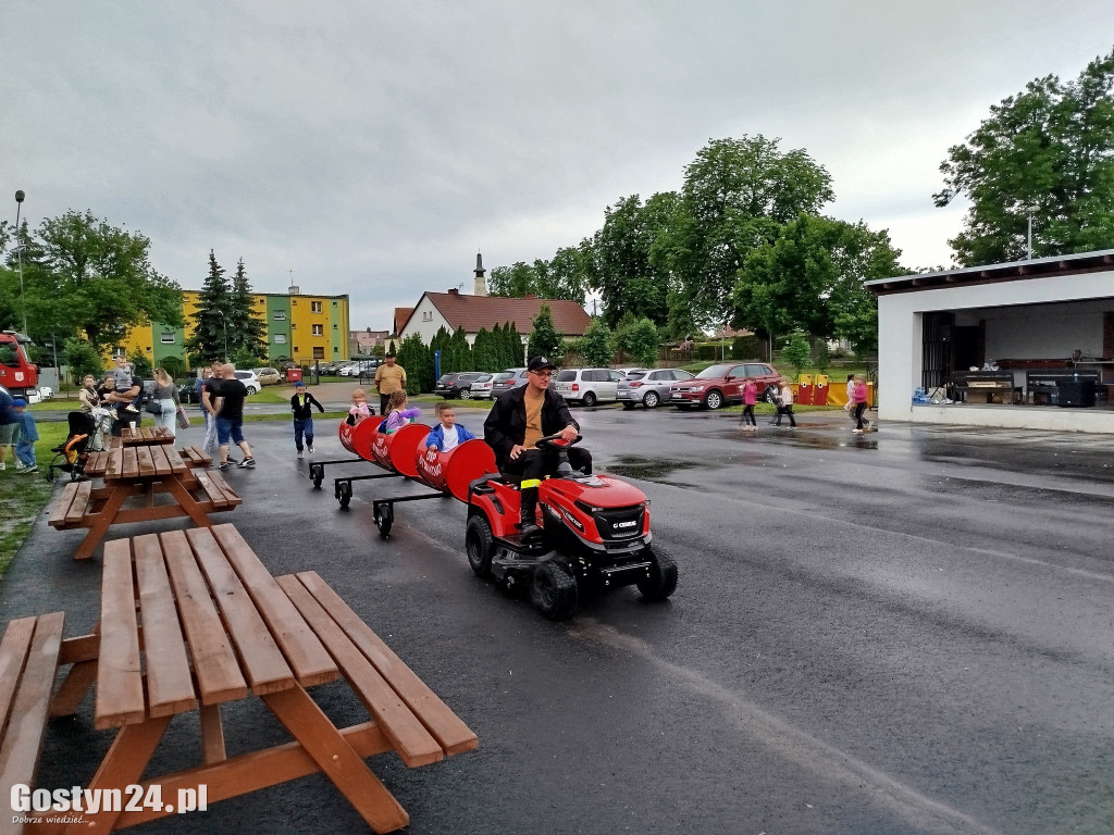 Piknik Rodzinny na terenie rekreacyjnym w Goli