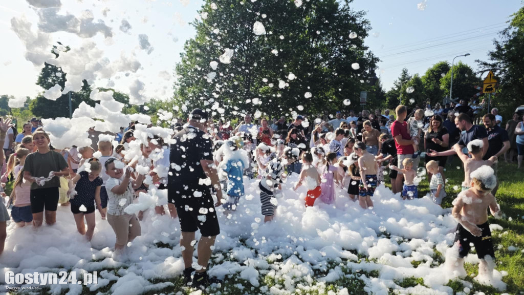 Piknik parafialny przy kościele w Piaskach