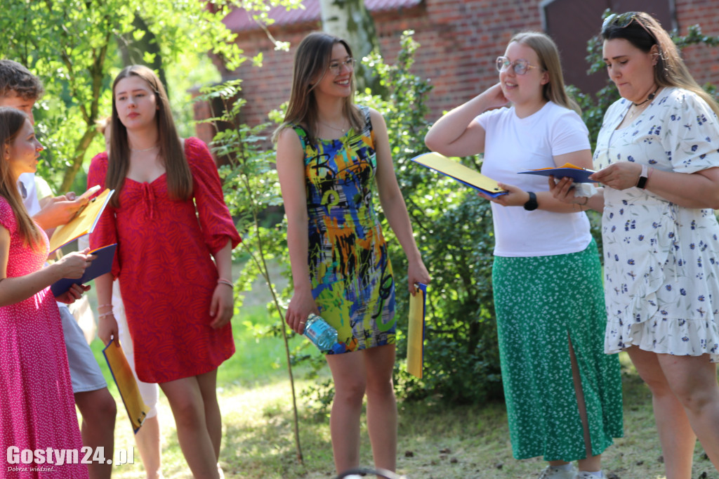 Piknik parafialny przy kościele w Piaskach
