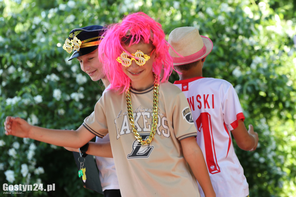 Piknik parafialny przy kościele w Piaskach