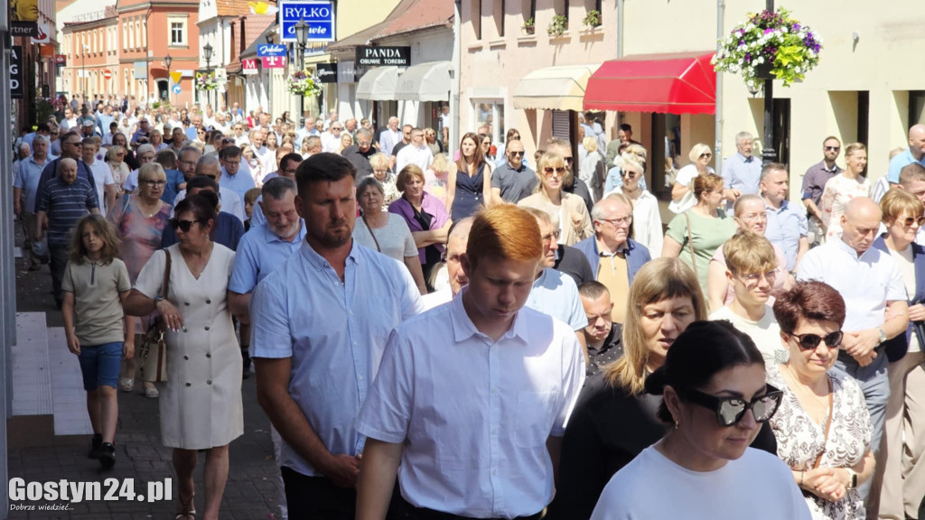 Procesja Bożego Ciała ulicami Gostynia