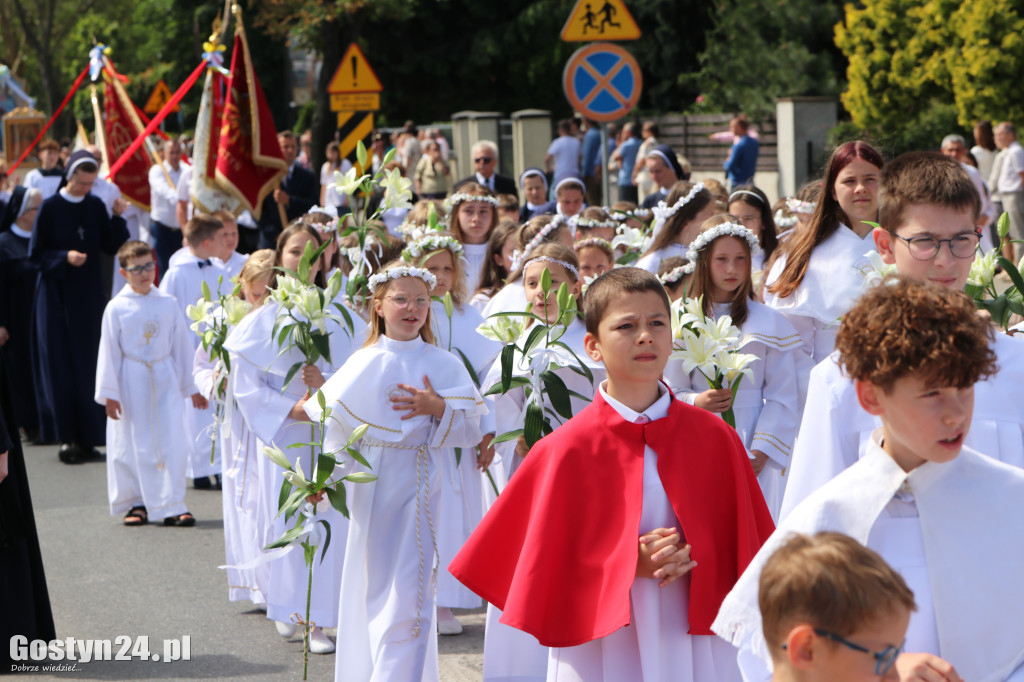 Procesja Bożego Ciała ulicami Gostynia
