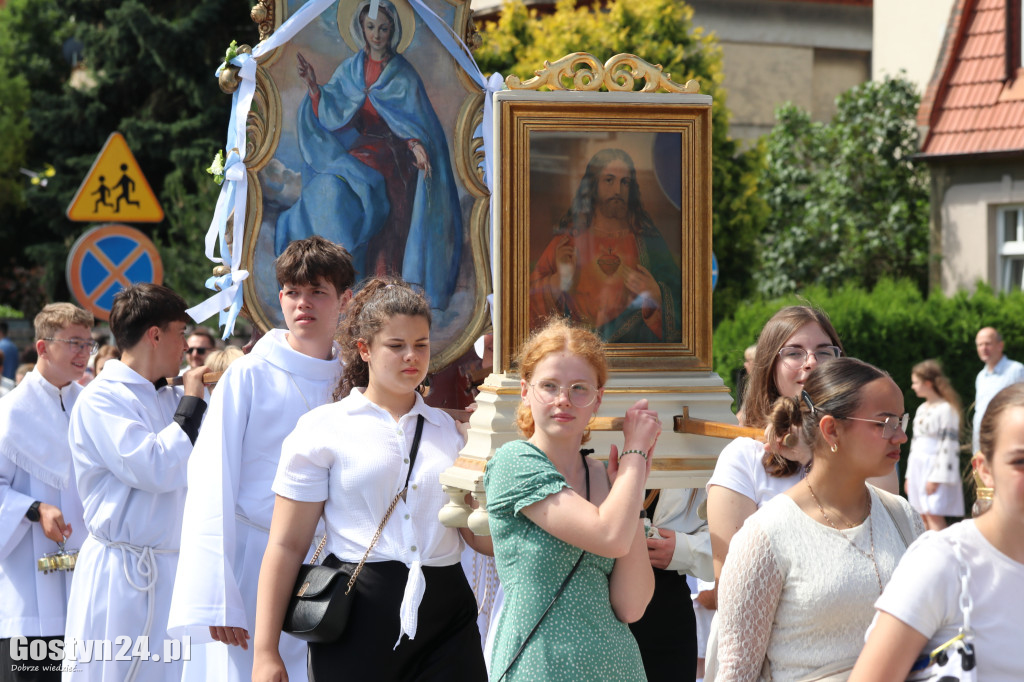 Procesja Bożego Ciała ulicami Gostynia