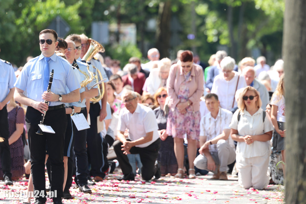 Procesja Bożego Ciała ulicami Gostynia